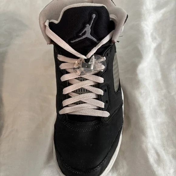 Jordan Five‎ Retro Mid Oreo Men's Size 9 Shoes - Picture 3 of 9